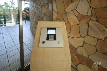 オートロックの操作盤