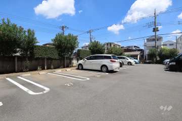 敷地内駐車場（屋外平面式）