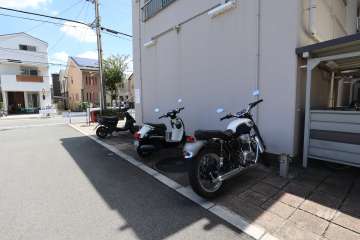 バイク置場