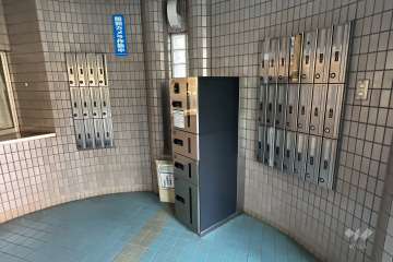 宅配ボックスと共用ポスト