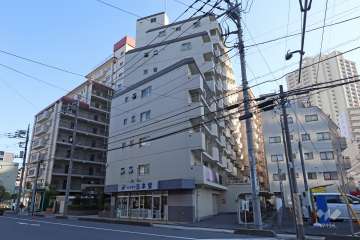 ハイネス川口の外観（北西側から）