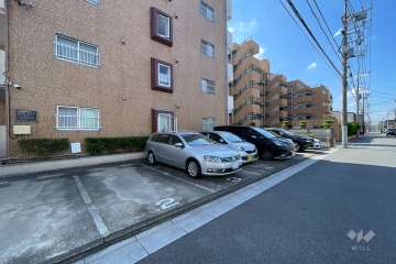 敷地内駐車場（屋外平面式）