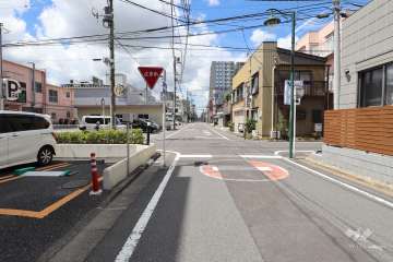 敷地北側の前面道路　　