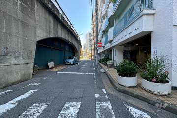 敷地北側の前面道路　
