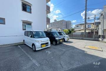 敷地内駐車場（屋外平面式）