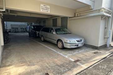 敷地内駐車場（屋内平面式）