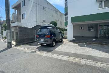 敷地内駐車場（屋外平面式）