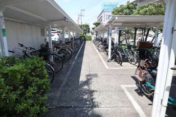 駐輪場
