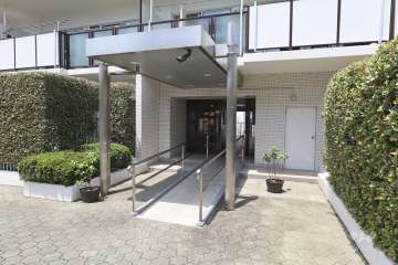 エントランスアプローチ