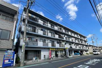 グリーンキャピタル川口の外観（南西側から）