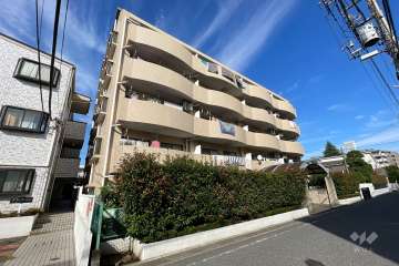 セントヒルズ東川口の外観（南西側から）