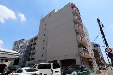 第二永谷マンションの外観（北西側から）