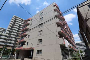 第二永谷マンションの外観（南西側から）