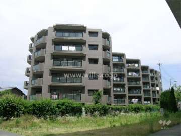サンロイヤル池田の外観（南東側から）