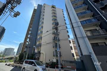 西川口パークハウスの外観（北西側から）