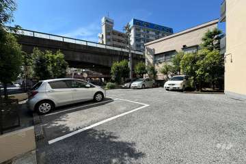 敷地内駐車場（屋外平面式）