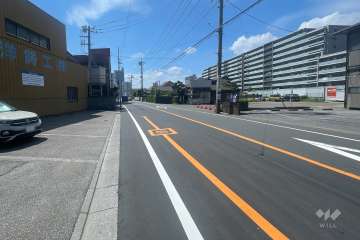敷地北側の前面道路