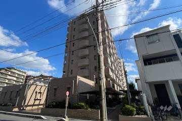 朝日プラザ川口青木の外観（北西側から）