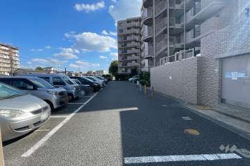 敷地内駐車場（屋外平面式）