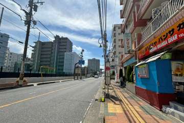 敷地南側の前面道路　