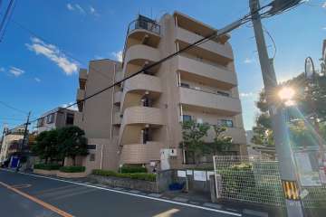 コスモ鳩ヶ谷セカンドヴィラージュの外観（北東側から）