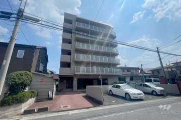 メイツ川口仲町の外観（北側から）　