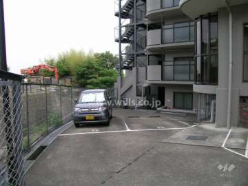 敷地内駐車場