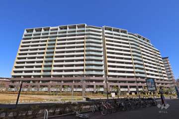 リボンシティレジデンスプルミエフォートの外観（南西側から）