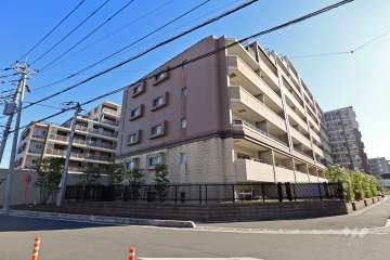 ルピアコート川口戸塚の外観（北西側から）