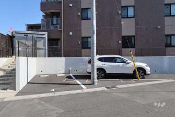 敷地内駐車場（屋外平面式）