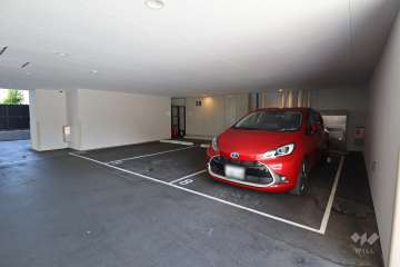 敷地内駐車場（屋内平面式）