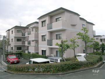 フォルム池田五月丘の外観（北側から）