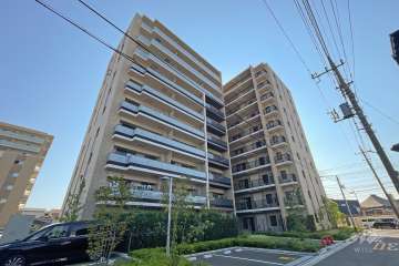 オープンスクエア川口の外観（北西側から）