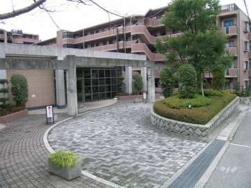 車寄せのあるエントランス