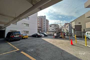 敷地内駐車場（屋外平面式）