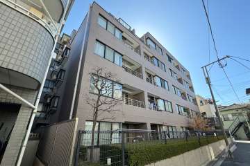 コスモ町屋グランコートの外観（北西側から）