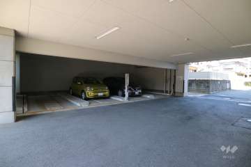 敷地内駐車場（屋内機械式）