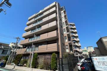 ダイアパレス町屋ファーストステージの外観（南東側から）