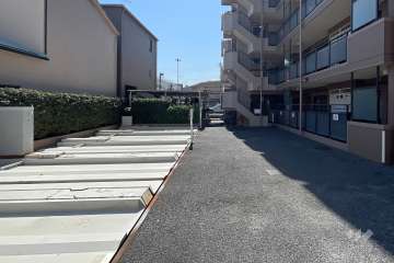 敷地内駐車場（屋外機械式）