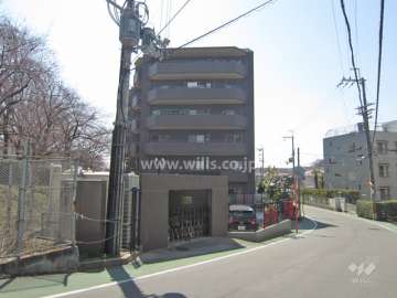 コスモ池田公園通りの外観（北側から）