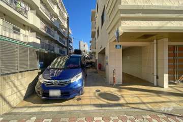 敷地内駐車場（屋外平面式）　