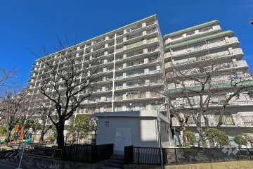 田端スカイハイツの外観（南東側から）