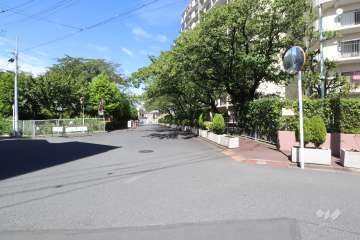 駐車場の出入口