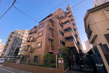 ダイアパレスグランデージ千住大橋の外観（北西側から）