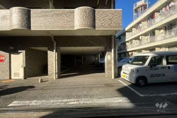 敷地内駐車場（屋外平面式）