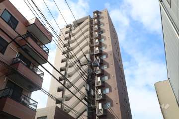 レジデンシャルステートタワー南千住の外観（北東側から）
