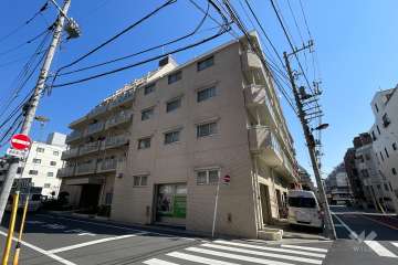 藤和日暮里コープの外観（南西側から）