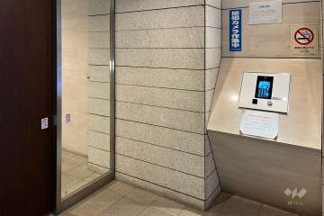 エントランスはオートロック付きです。