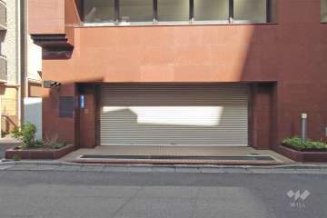 駐車場の出入り口