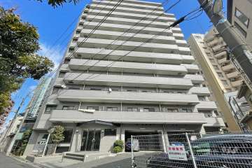 シティハイツ三ノ輪の外観（南西側から）